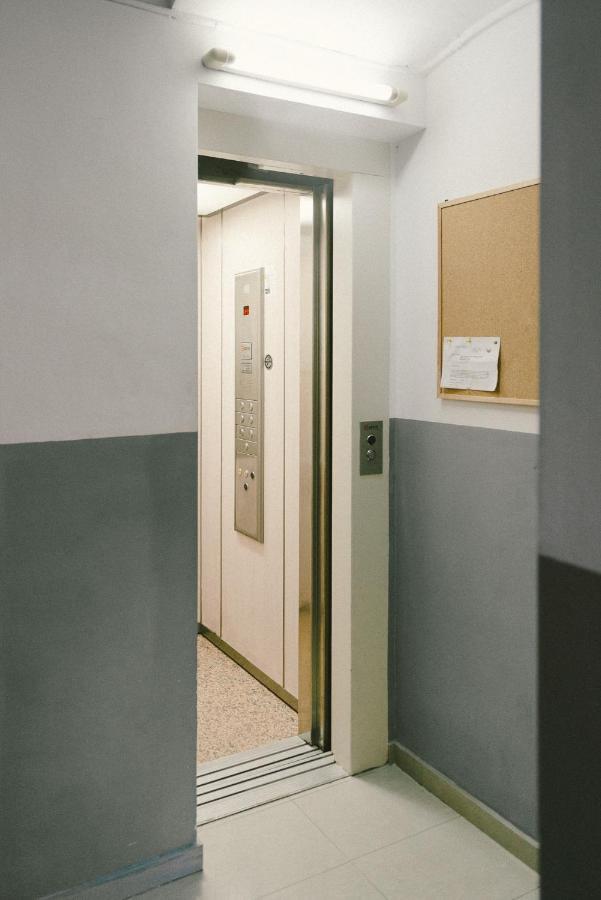 Brummell Apartments Montjuic Barcelona Exterior foto